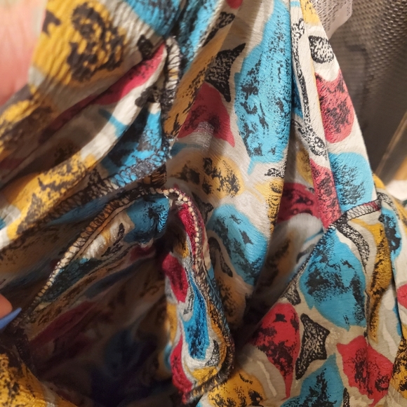 Modern Essentials Shirt - Picture 3 of 7